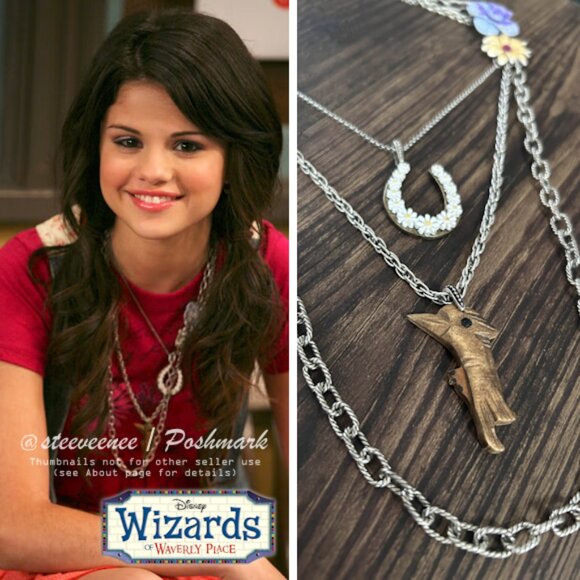 2000s Layered Horseshoe Flower Necklace ASO Alex Russo - Picture 2 of 12